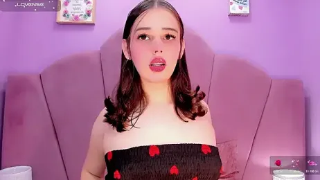 ValeriaAguilar — Stripchat recorded stream image, 28.06.2026 22:10