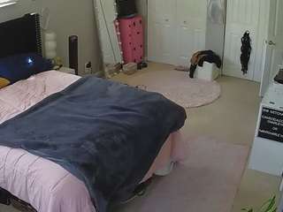 voyeurcam-house-charleys-room — Camsoda recorded stream image, 23.06.2026 23:00