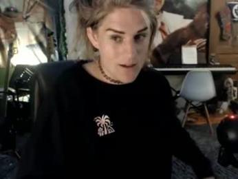 katiecutie_5 — Chaturbate recorded stream image, 01.07.2026 05:00