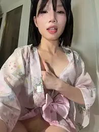 Yiyi-707 — Stripchat recorded stream image, 01.07.2026 12:20