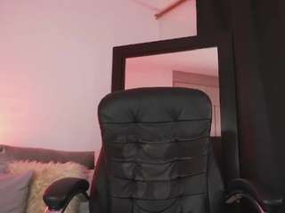 alanajoness — Camsoda recorded stream image, 02.07.2026 03:00