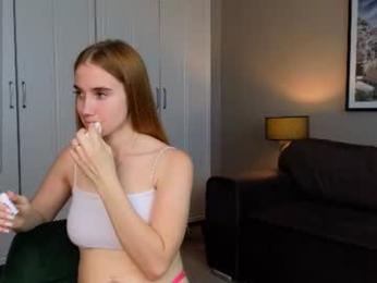 brightrays__ — Chaturbate recorded stream image, 03.07.2026 03:20