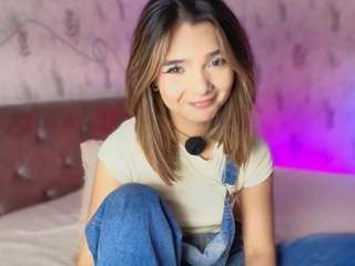 emyliesander — Camsoda recorded stream image, 03.07.2026 11:30