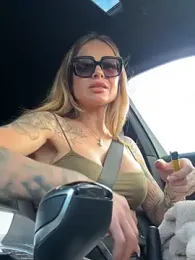 Etwas_neugierig — Stripchat recorded stream screenshot (11 Mar 2025)