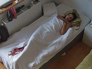 voyeurcam-julmodels-bed-7 — Camsoda recorded stream image, 01.07.2026 01:30
