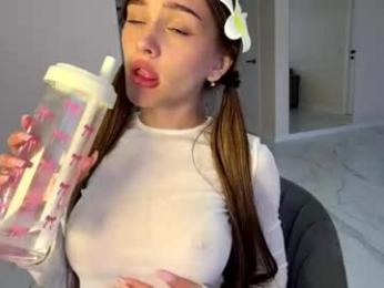 littlemia19 — Chaturbate recorded stream image, 06.07.2026 06:30