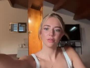 honeyyy95 — Chaturbate recorded stream image, 07.07.2026 05:00