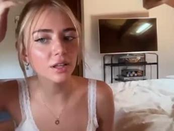 honeyyy95 — Chaturbate recorded stream image, 07.07.2026 05:00