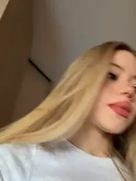 curchez_ — Stripchat recorded stream image, 07.07.2026 16:50