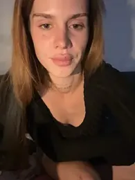 EmiliaCatalina — Stripchat recorded stream image, 08.07.2026 22:40