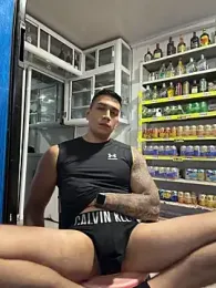 OliverWest04 — Stripchat recorded stream image, 09.07.2026 22:10
