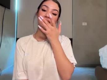 ava_delightt — Chaturbate recorded stream image, 10.07.2026 01:40