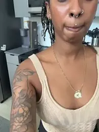 Your_Paris — Stripchat recorded stream image, 10.07.2026 19:30