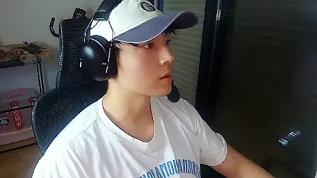 Tkcqcc — Stripchat recorded stream image, 11.07.2026 16:50
