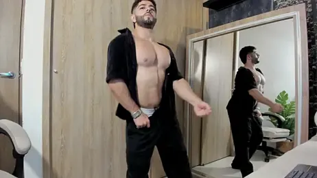 Thiago_moretti — Stripchat recorded stream image, 12.07.2026 01:10