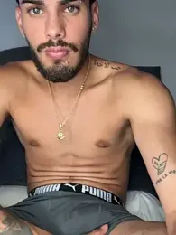 Derek_master — Stripchat recorded stream image, 13.07.2026 04:00