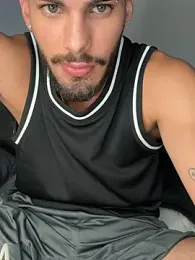 Derek_master — Stripchat recorded stream image, 13.07.2026 04:00