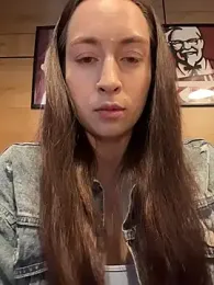 Holly_Play — Stripchat recorded stream image, 14.07.2026 10:00