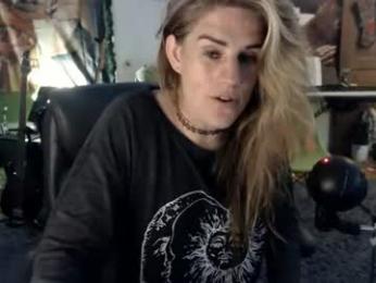 katiecutie_5 — Chaturbate recorded stream image, 15.07.2026 04:20