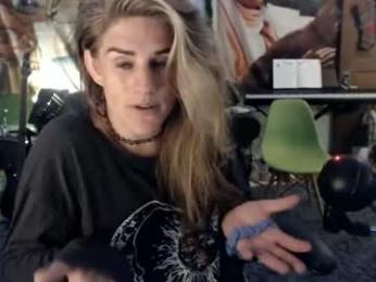 katiecutie_5 — Chaturbate recorded stream image, 15.07.2026 04:20