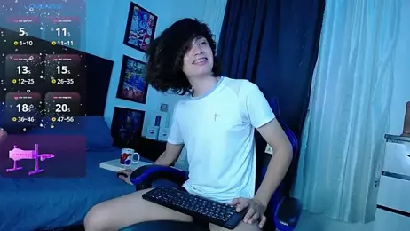 andyboy- — Stripchat recorded stream image, 16.07.2026 22:40