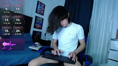 andyboy- — Stripchat recorded stream image, 16.07.2026 22:40