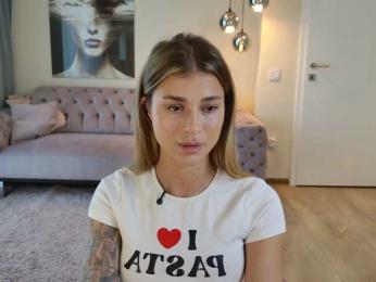LennaGodess — Bongacams recorded stream image, 17.07.2026 06:20