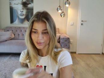 LennaGodess — Bongacams recorded stream image, 17.07.2026 06:20