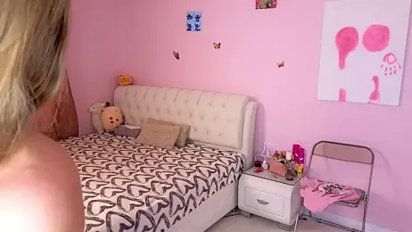 AnneFoxy — Stripchat recorded stream image, 17.07.2026 09:20