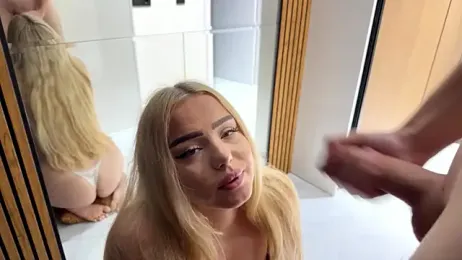 Blonde88888 — Stripchat recorded stream image, 17.07.2026 23:20