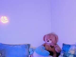 liliimoon — Camsoda recorded stream image, 18.07.2026 06:00