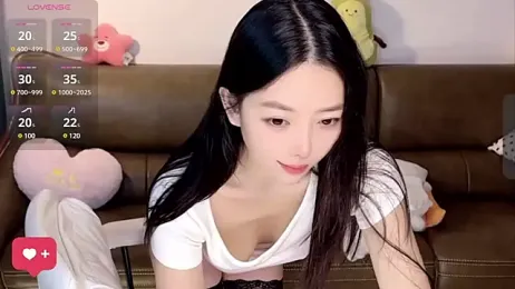 ziyu111 — Stripchat recorded stream image, 12.03.2025 00:20