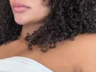 emmawilliams1 — Camsoda recorded stream image, 21.07.2026 22:50