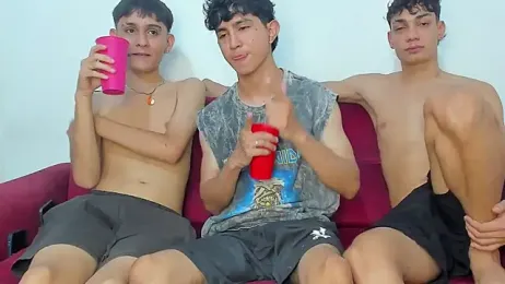 pelusos_mens — Stripchat recorded stream image, 24.07.2026 23:40