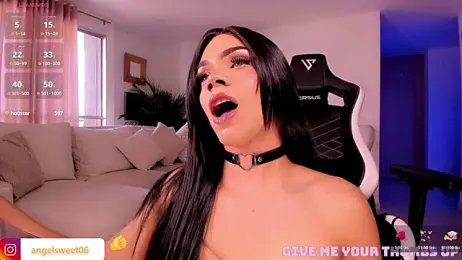 Angelina_Rossi — Stripchat recorded stream image, 25.07.2026 09:50