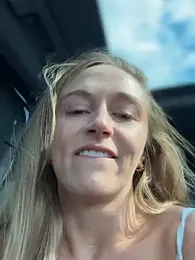 lunagirl13 — Stripchat recorded stream image, 27.07.2026 22:50
