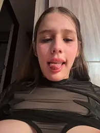 ValeriaAguilar — Stripchat recorded stream image, 28.07.2026 23:50
