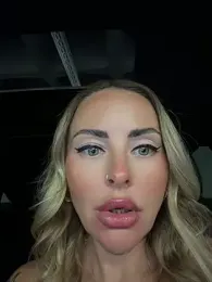 EmaSalis — Stripchat recorded stream image, 30.07.2026 07:40