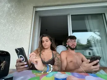 duomagique_off — Stripchat recorded stream image, 30.07.2026 18:30