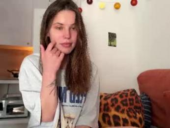 di_n_alex — Chaturbate recorded stream image, 02.08.2026 09:20