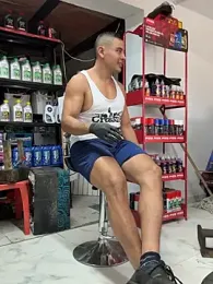 Paul22cm- — Stripchat recorded stream image, 03.08.2026 13:40
