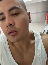 Paul22cm- — Stripchat recorded stream image, 03.08.2026 13:40