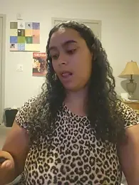 cinnaminnie — Stripchat recorded stream image, 04.08.2026 05:20