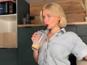 adele_nick2202 — Chaturbate recorded stream image, 04.08.2026 05:20