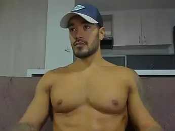 Alexander_Martines — Stripchat recorded stream image, 05.08.2026 00:20