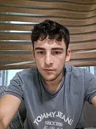 Yasinyasin7 — Stripchat recorded stream image, 05.08.2026 15:30