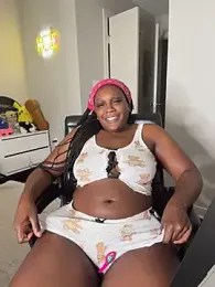 TilaTotti — Stripchat recorded stream image, 06.08.2026 01:00