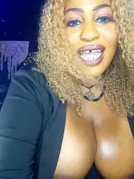 AmazonianMistress — Stripchat recorded stream image, 06.08.2026 17:10
