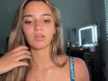 iamtatiana10 — Chaturbate recorded stream image, 07.08.2026 10:20