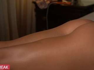 katyerave — Camsoda recorded stream image, 07.08.2026 15:10
